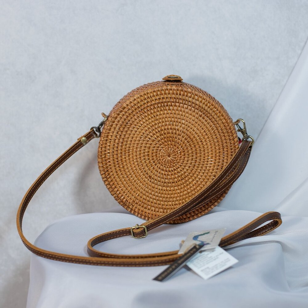 Handcrafted In Vietnam Woven Rattan Genuine Leather Circle Bag